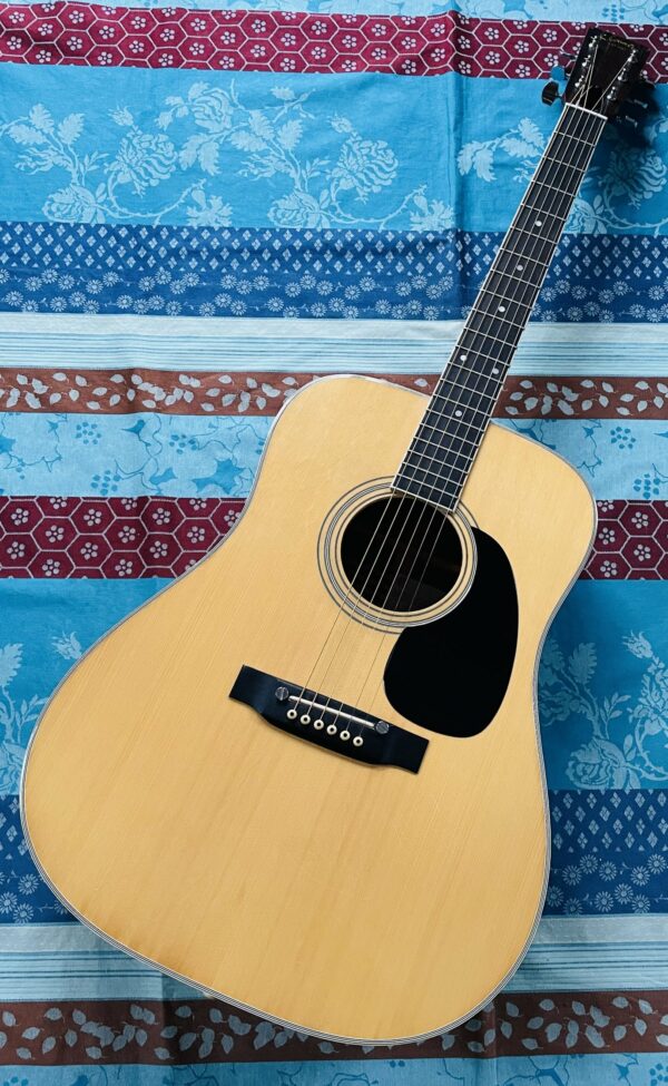 Guitare acoustique dreadnought Kasuga K Country D-250 (1980, Japan), révision luthier Amal (facture du 19.11.24)