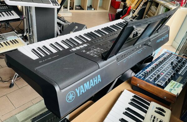 Clavier arrangeur Yamaha PSR E473 n°EDH480110146, alim Yamaha – Image 5