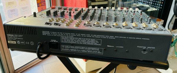 Table de mixage analogique Yamaha MX12/4 n°PM01555 – Image 2