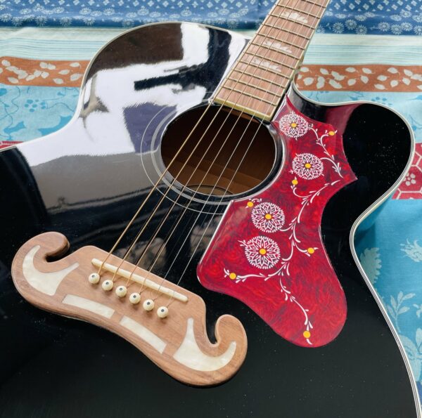 Guitare électro-acoustique jumbo Epiphone J-200EC Studio ebony n°21101313634, étui ajouté Epiphone – Image 3