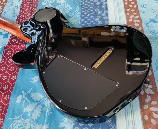 Guitare électrique Godin LGX-SA lightburst flame AAA n°01432225AA (2001, Canada), housse Godin – Image 7