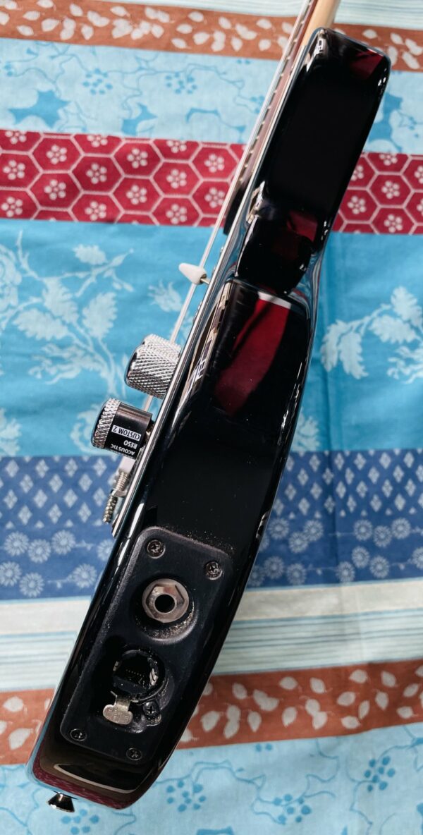 Guitare électrique Line 6 Variax 300 n°05100433, accessoires, housse, révisée luthier Caro – Image 4