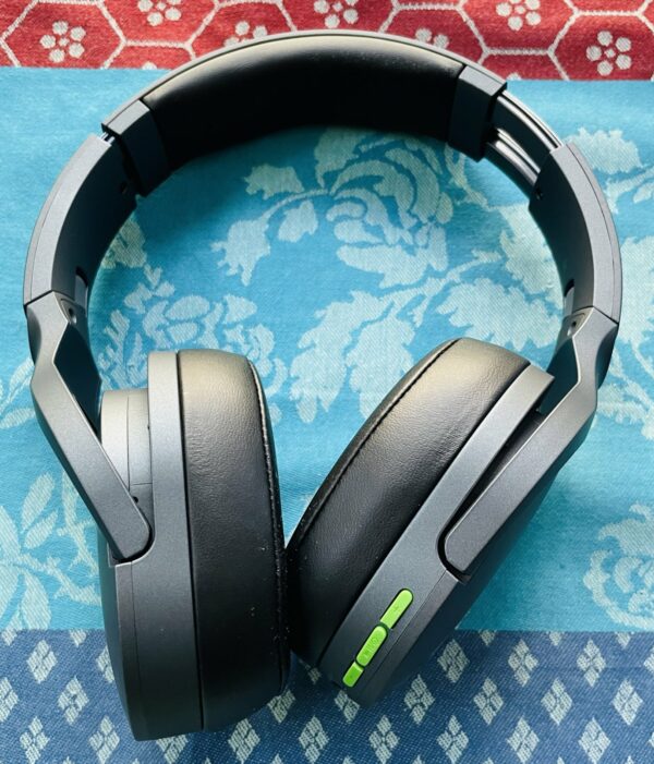 Casque audio Mackie MC-40BT, boite d’origine, accessoires (avec ou sans fil, micro)