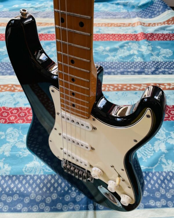 Guitare électrique luthier O’Scannell stratocaster C5 n°ST-62AAL (1980, France), plaque Fender standard USA, étui Tobago, sangle cuir USA, straplocks, révision Thébé Lutherie (mai 2025) – Image 9