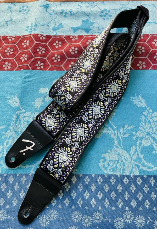 Sangle guitare Fender, motifs bleus violet