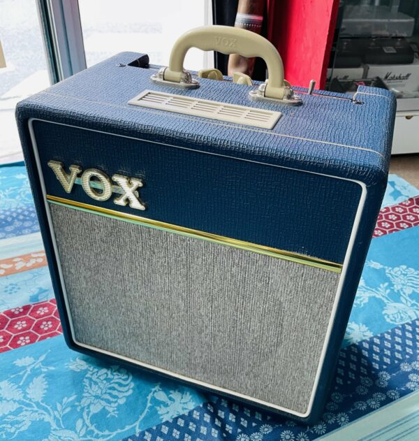 Ampli à lampes Vox AC4 C1 Blue n°K05.001349, cordon alim, 4W
