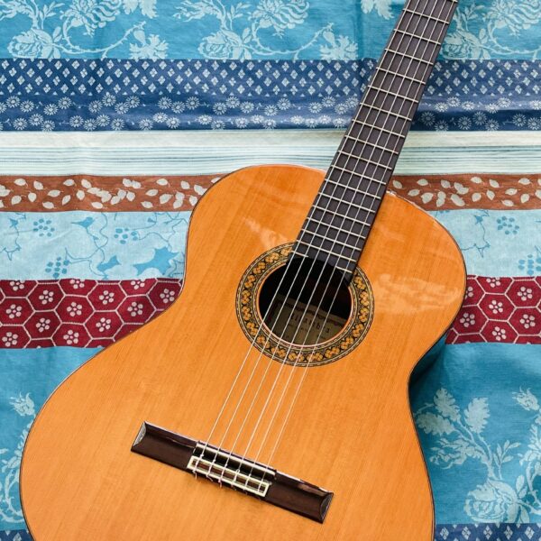 Guitare classique Alhambra 5P n°38982579 (Espagne), étui Just Case, révision luthier Amal (11.06.25)