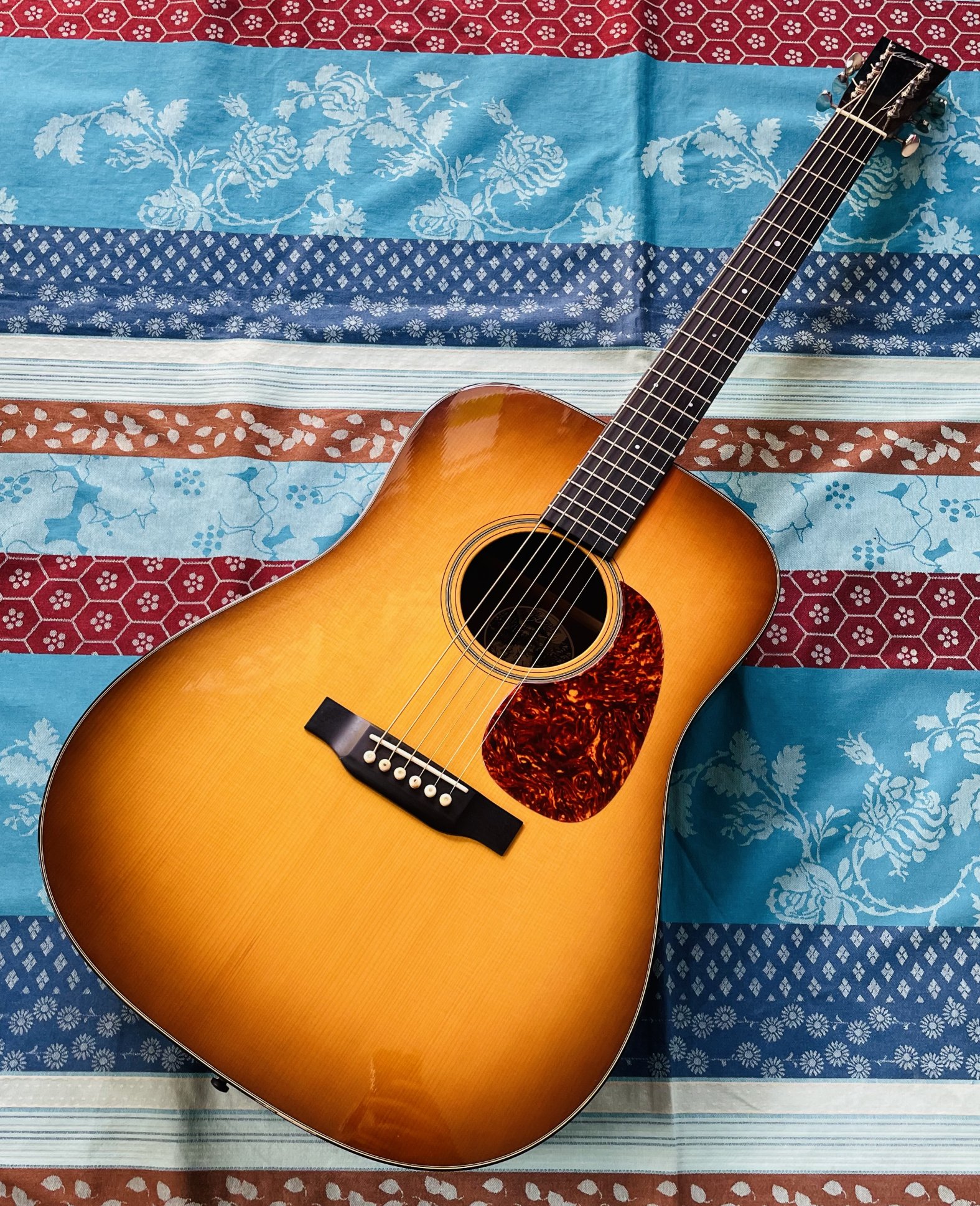 Rare guitare acoustique dreadnought luthier Collings D1A sunburst n°6336 – 1.01 (2001, USA, Texas), étui Collings