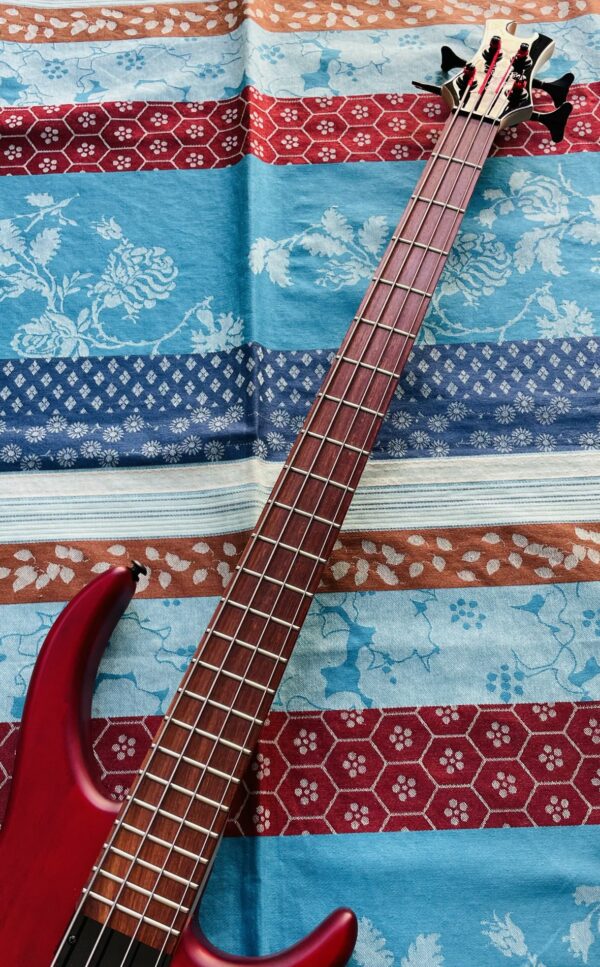Basse électrique Epiphone Toby Deluxe IV Bass Translucent Red n°20092350020 (Indonésie), Protective Case Eco Black, sangle, docs Epiphone. – Image 3