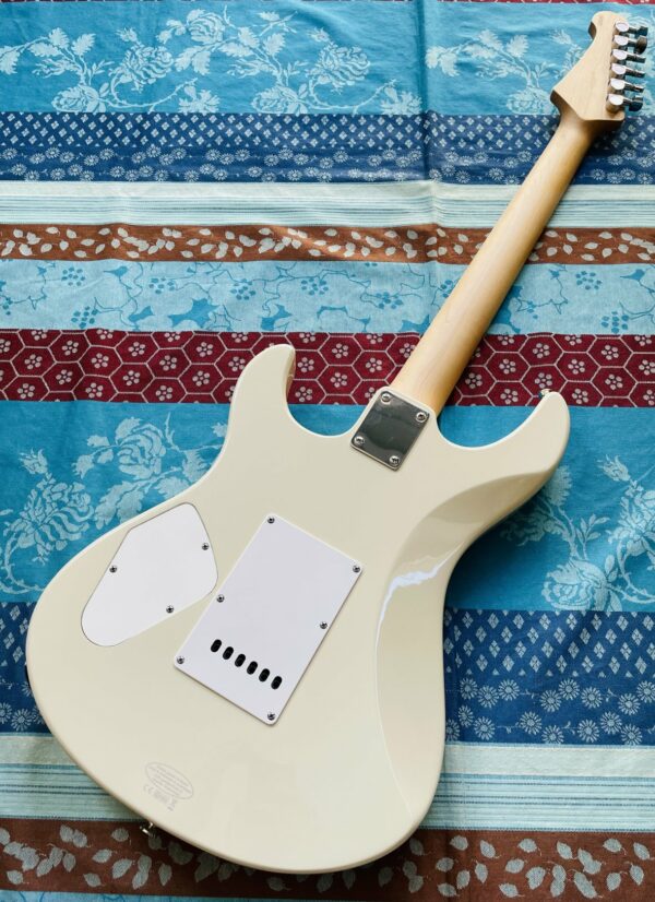 Guitare électrique Yamaha PAC112 VCX n°HQY183034, housse Woodbrass, jack eagletone, révision luthier Amal (11.06.25) – Image 4