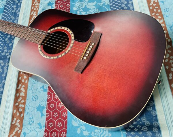Guitare acoustique Art & Lutherie Spruce Burgundy n°013982000233, réglée luthier Amal (24.06.25) – Image 2