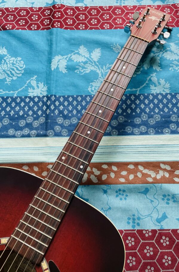 Guitare acoustique Art & Lutherie Spruce Burgundy n°013982000233, réglée luthier Amal (24.06.25) – Image 3
