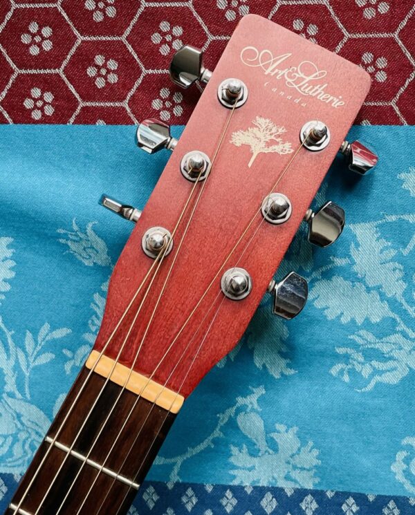 Guitare acoustique Art & Lutherie Spruce Burgundy n°013982000233, réglée luthier Amal (24.06.25) – Image 4