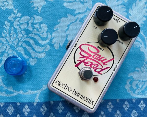 Pédale Electro-Harmonix Soul Food n°202210215715, boite d’origine, capuchon footswitch bleu – Image 2