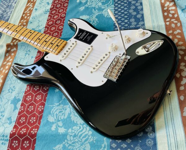 Guitare électrique Fender Vintera II 50’s Stratocaster black maple fingerboard n°MX23114483 (2023, Mexico), housse neuve Fender, facture Hurricaine avril 2025 – Image 2