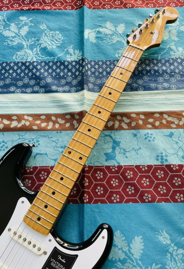 Guitare électrique Fender Vintera II 50’s Stratocaster black maple fingerboard n°MX23114483 (2023, Mexico), housse neuve Fender, facture Hurricaine avril 2025 – Image 3