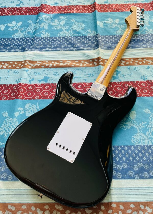 Guitare électrique Fender Vintera II 50’s Stratocaster black maple fingerboard n°MX23114483 (2023, Mexico), housse neuve Fender, facture Hurricaine avril 2025 – Image 6
