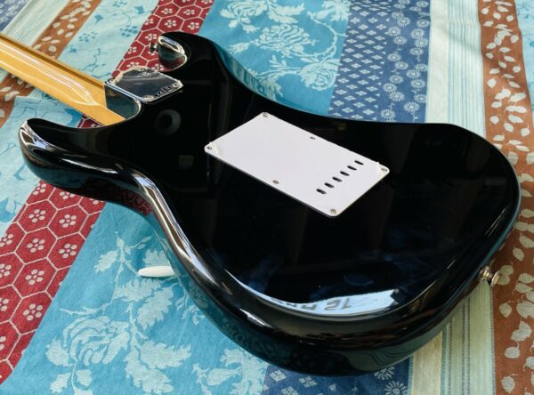Guitare électrique Fender Vintera II 50’s Stratocaster black maple fingerboard n°MX23114483 (2023, Mexico), housse neuve Fender, facture Hurricaine avril 2025 – Image 7