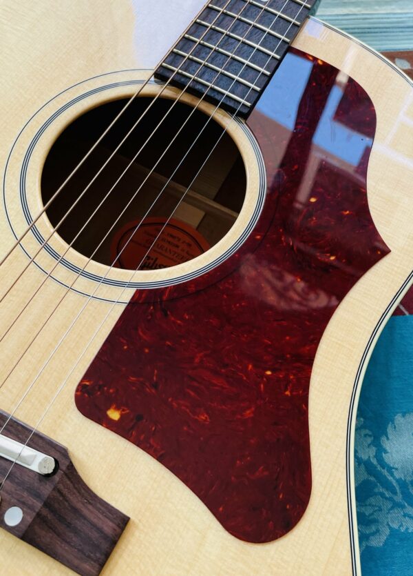 Guitare électro-acoustique Gibson 1960’s J-50 n°2174208 (2022, USA) modèle OCRS5060ANN, étui accessoires et certificat Gibson, micro ajouté K&K Pure Mini (luthier Thomas 30.06.25) – Image 4