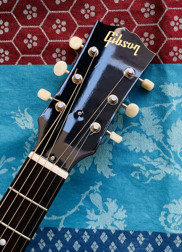 Guitare électro-acoustique Gibson 1960’s J-50 n°2174208 (2022, USA) modèle OCRS5060ANN, étui accessoires et certificat Gibson, micro ajouté K&K Pure Mini (luthier Thomas 30.06.25) – Image 5