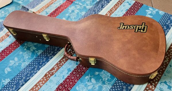 Guitare électro-acoustique Gibson 1960’s J-50 n°2174208 (2022, USA) modèle OCRS5060ANN, étui accessoires et certificat Gibson, micro ajouté K&K Pure Mini (luthier Thomas 30.06.25) – Image 20