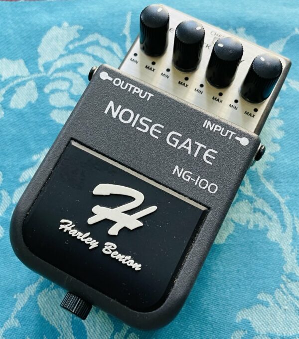 Pédale Harley noise gate / boost Benton NG100