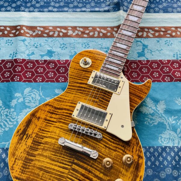 Guitare électrique Harley Benton SC-550II Deluxe, upgrade micros push pull, plaque, straplocks