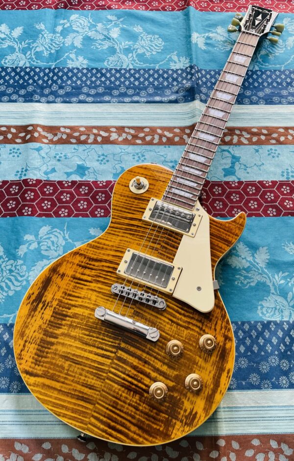 Guitare électrique Harley Benton SC-550II Deluxe, upgrade micros push pull, plaque, straplocks