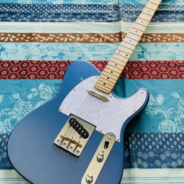 Guitare électrique Harley Benton TE-20 MN Blue Mettalic, pontets et mécaniques autobloquantes ajoutées