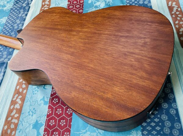 Guitare électro-acoustique grand concert Ibanez AVC9CE OPN n°CD201208501 – Image 9