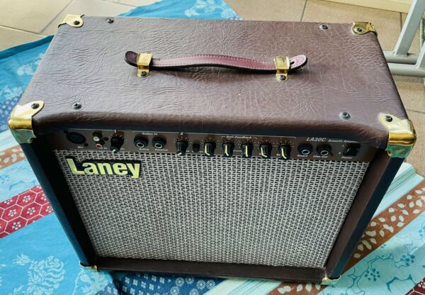 Ampli guitare acoustique chant Laney LA30C n°LBB3261, 30W – Image 2