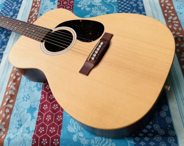 Guitare électro-acoustique Martin 00-X2E 01 n°2765574 (Mexico), housse Martin, facture Hurricaine 29.04.25 – Image 2