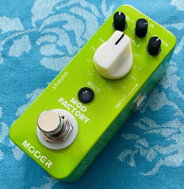 Pédale modulation Mooer Mod Factory n°1203204