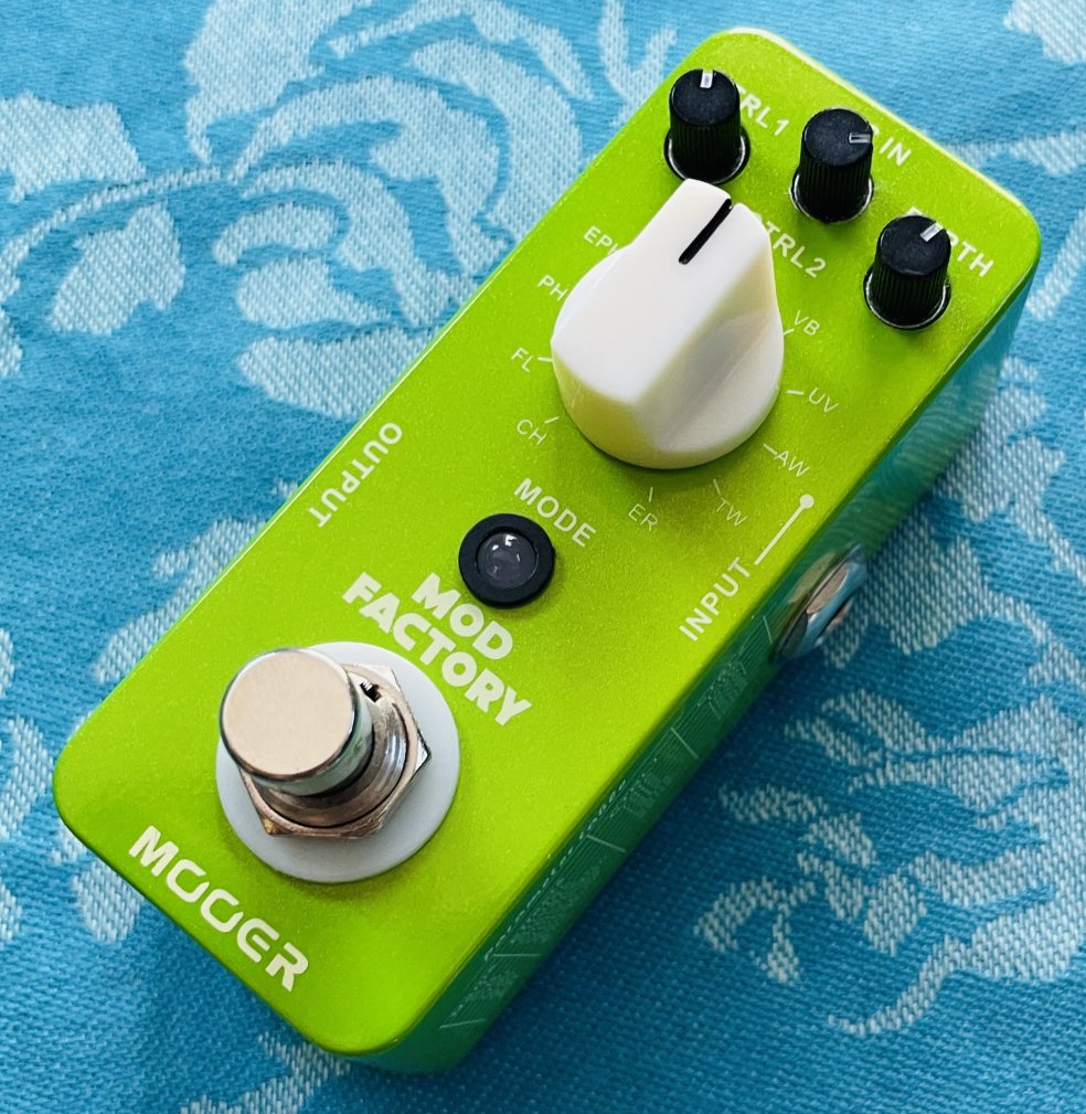 Pédale modulation Mooer Mod Factory n°1203204