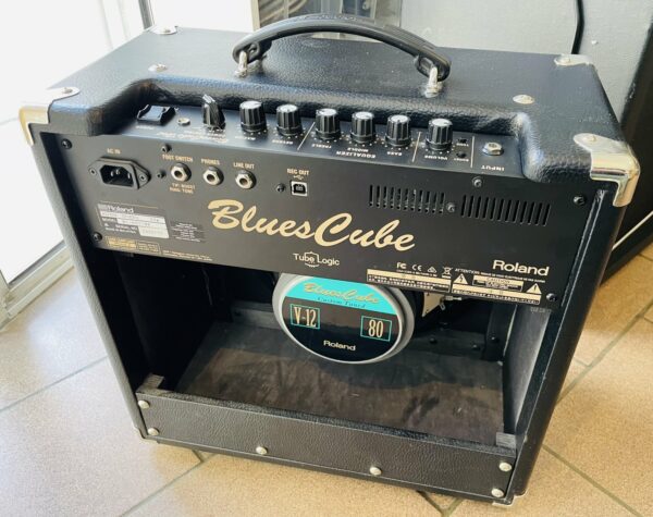 Ampli guitare Roland Blues Cube Hot black n°Z4562110, alim, 0,5 W / 5 W / 15 W / Max 30W – Image 3