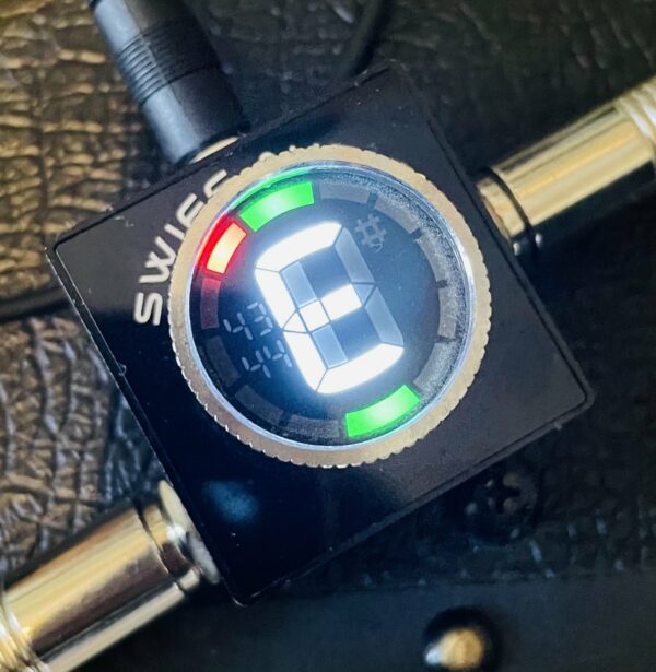 Pédale accordeur de guitare Swiff Audio C10, boite d’origine – Image 2