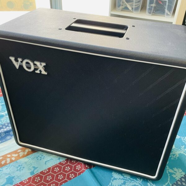 Cabinet Vox BC112 n°U06003051, HP Celestion G12, 70W, 8 ohm