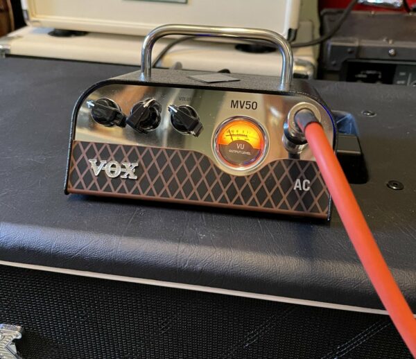 Tête d’ampli Vox MV50 AC n°012187, 50W, 8 ohm, boite et alimentation d’origine, notice – Image 2