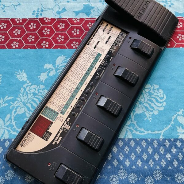 Pédalier multieffets Zoom 3030 (Japan)