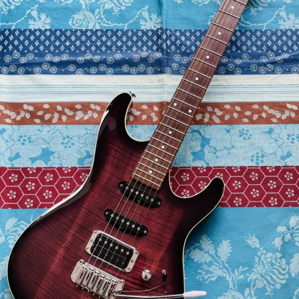 Guitare électrique Ibanez SA260 FM purple burst n°J11025079