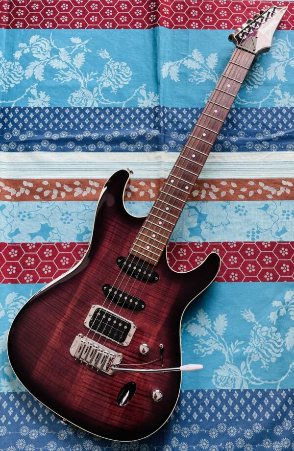 Guitare électrique Ibanez SA260 FM purple burst n°J11025079