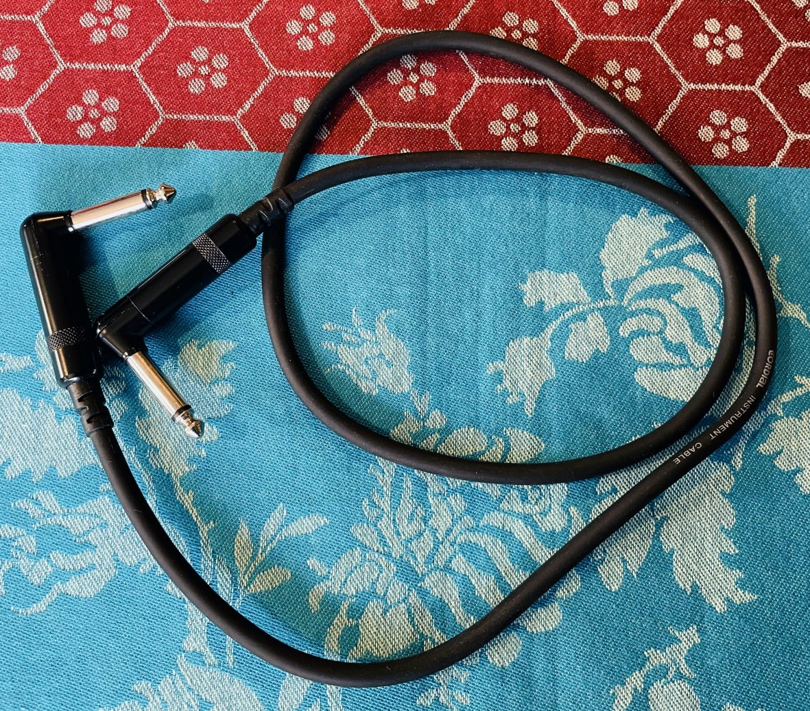 Jack court coudé Cordial noir 54 cm