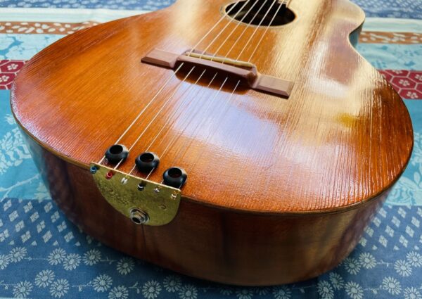 Guitare électro-acoustique luthier Tyko Runesson n°125 (2024, Suisse, Winterthur), étui – Image 4