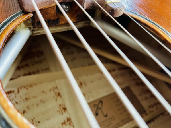 Guitare électro-acoustique luthier Tyko Runesson n°125 (2024, Suisse, Winterthur), étui – Image 11