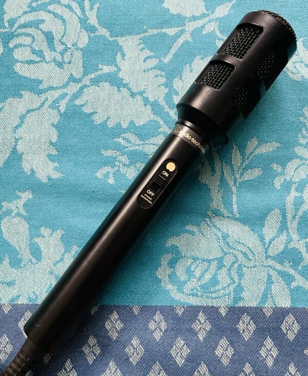 Microphone chant instrument Audio-Technica AT9100 (Japan)
