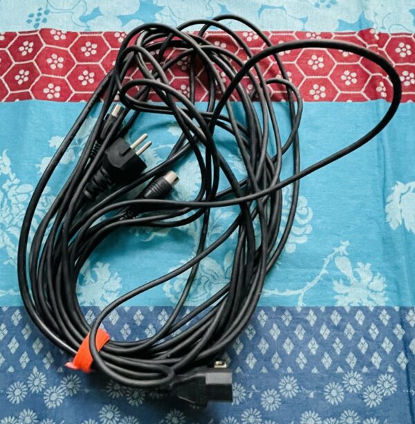 Pédalier contrôleur midi Behringer FCB1010 n°S1202283089, alim, 2 câbles midi 1.5M /5M – Image 6