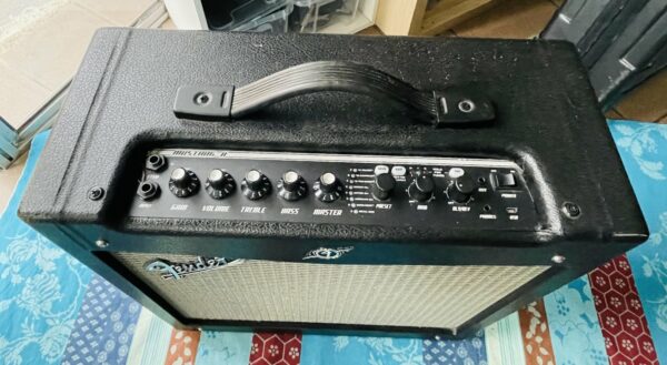 Amplificateur guitare Fender Mustang II V2 n°CGPG1401000, alim – Image 2