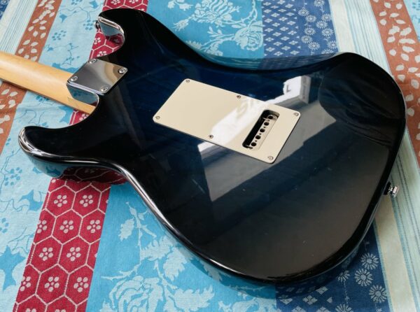 Guitare électrique G&L Legacy S-500 blue burst n°05068668, tribute Series, tige vibrato et 2 ressorts, réglée chez le luthier Amal (08.09.25) – Image 7
