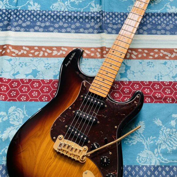 Rare guitare électrique G&L stratocaster Georges Fullerton signature n°GF0891, étui G&L, réglage luthier Amal (20.09.25)