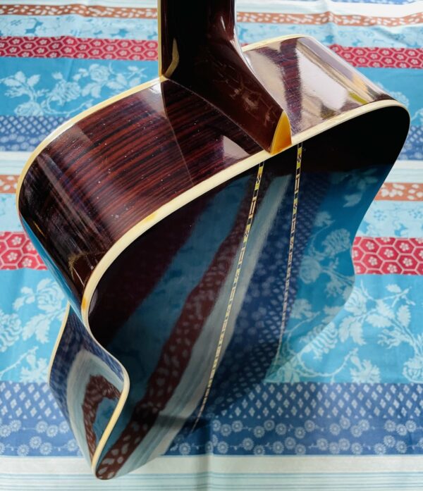 Guitare acoustique Kiso-Suzuki W200 n°70395 (1970, Japan, ville de Kisofukushima), étui noir, réglée chez le luthier Amal (08.09.25) – Image 12